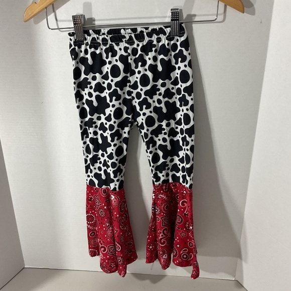 Toddler Cow Print Bell Bottom Pants Size 3T-4T - Picture 8 of 8